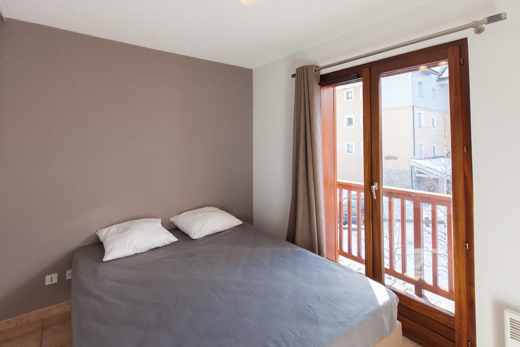 Les Chalets Du Jardin Alpin La Salle-les-Alpes Pokój zdjęcie