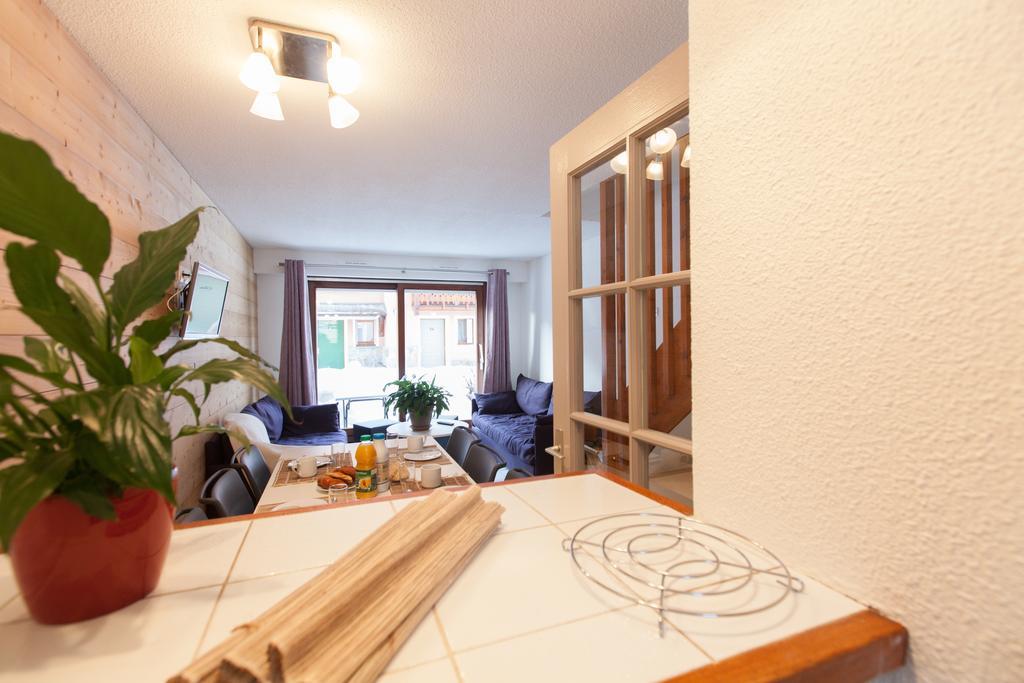 Apartament Les Chalets Du Jardin Alpin La Salle-les-Alpes Zewnętrze zdjęcie